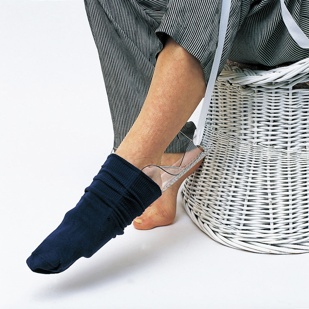 Molded Stocking Aid